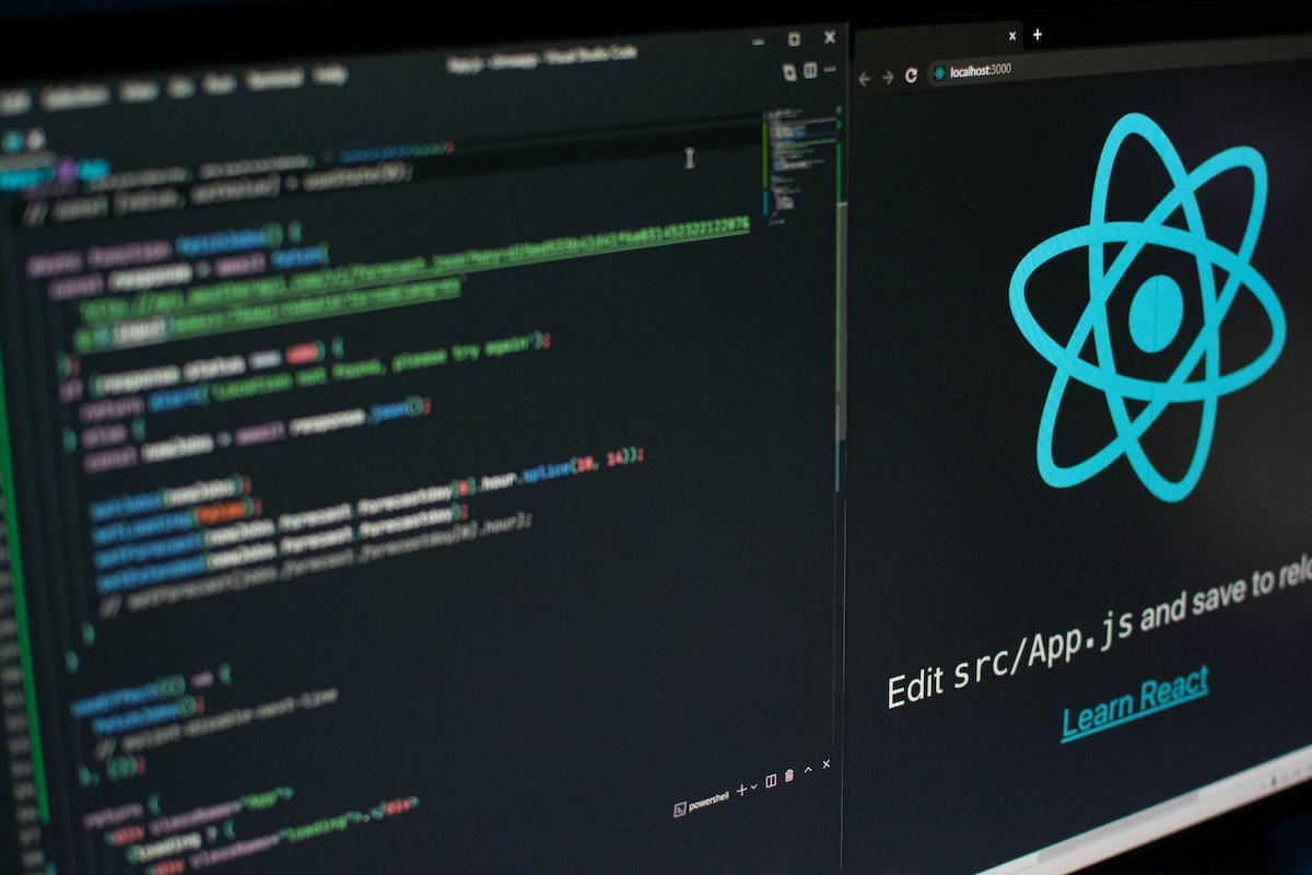 React.js or Next.js: Which is Better for Web Application Development?